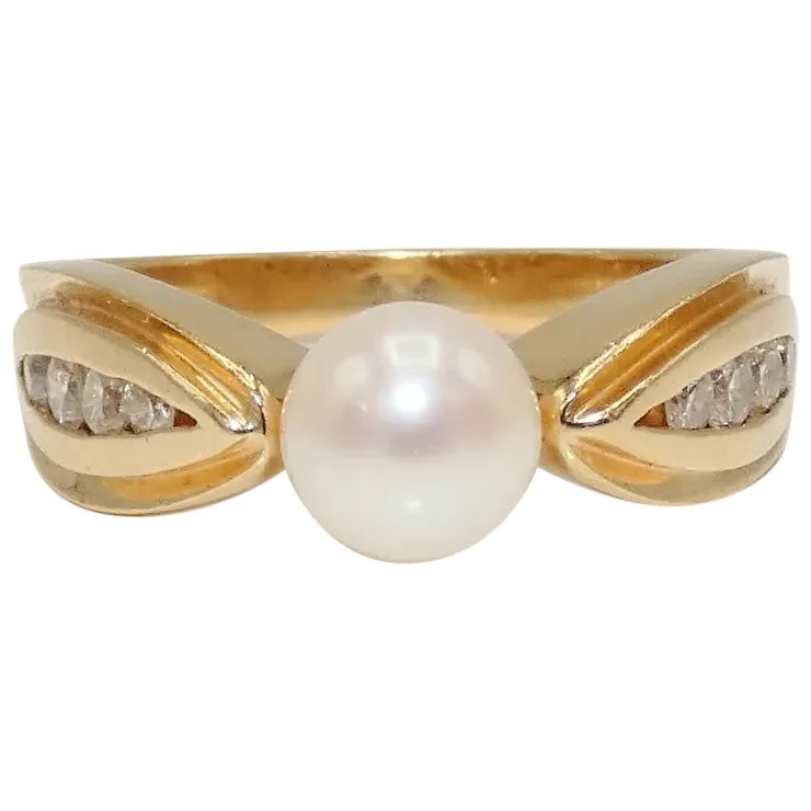 Beautiful Gold Ring with Gemstones-14K Gold Pearl & Diamond Ring