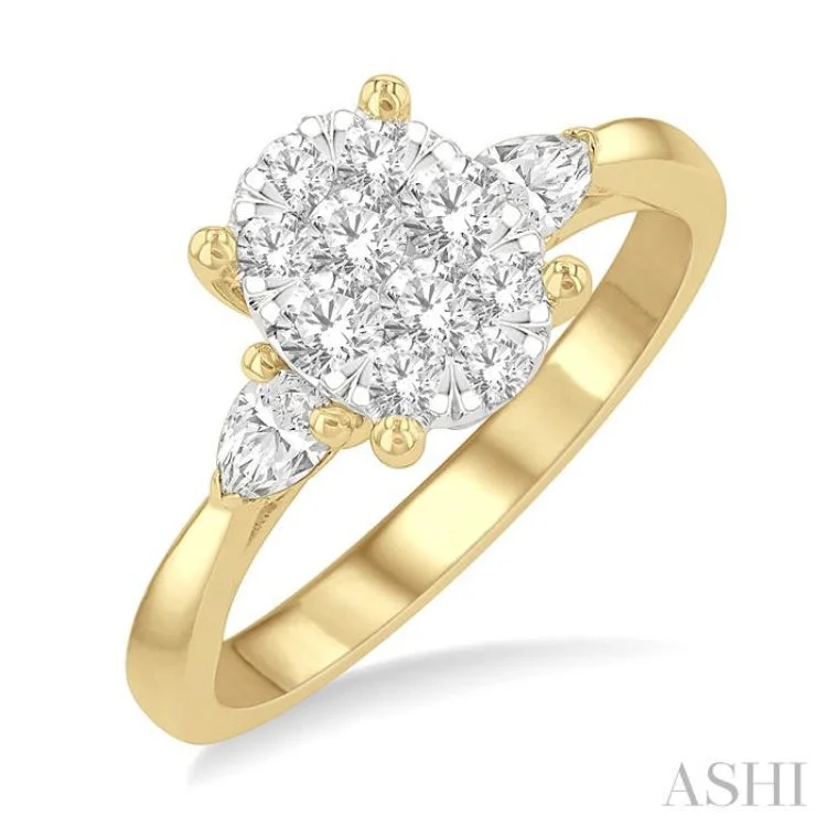 Luxury Ring for Elegant Fashion-3/4 ctw Oval Shape Lovebright Pear and Round Cut Diamond Engagement Ring in 14K Yellow and White gold